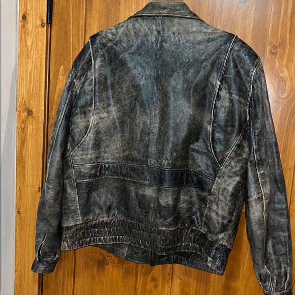 Vintage Bermans Distressed Leather Bomber Jacket - Picture 4 of 5
